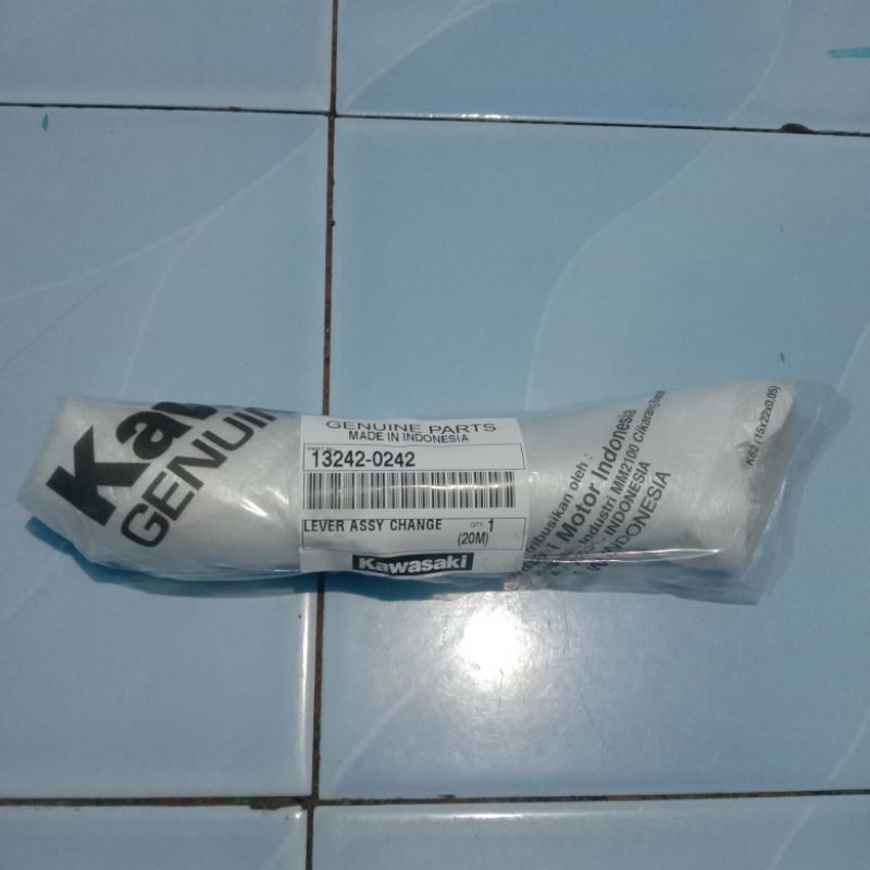 Operan gigi KLX 150 original Kawasaki 13242-0243