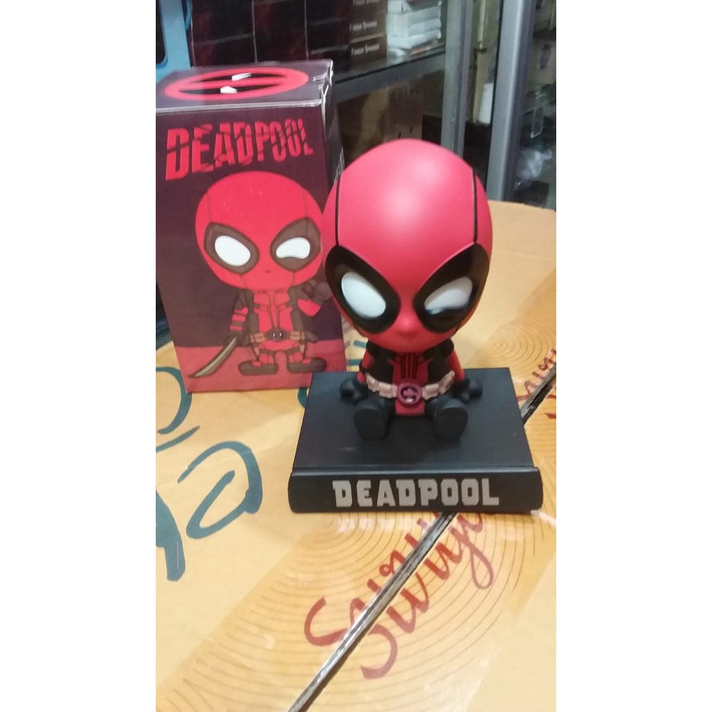 New Item! PAJANGAN DASHBOARD MOBIL DEADPOOL DUDUK BONEKA KEPALA GOYANG HIASAN Baru!