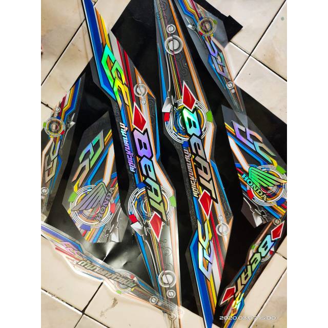 STRIPING TRANSPARAN BEAT ESP 2019 FONT HOLOGRAM