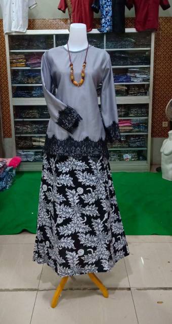 GROSIR BATIK COUPLE ROK N BLUS KLOK LAWASAN