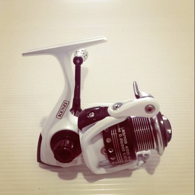 Reel KENZI KEIRYU 2000