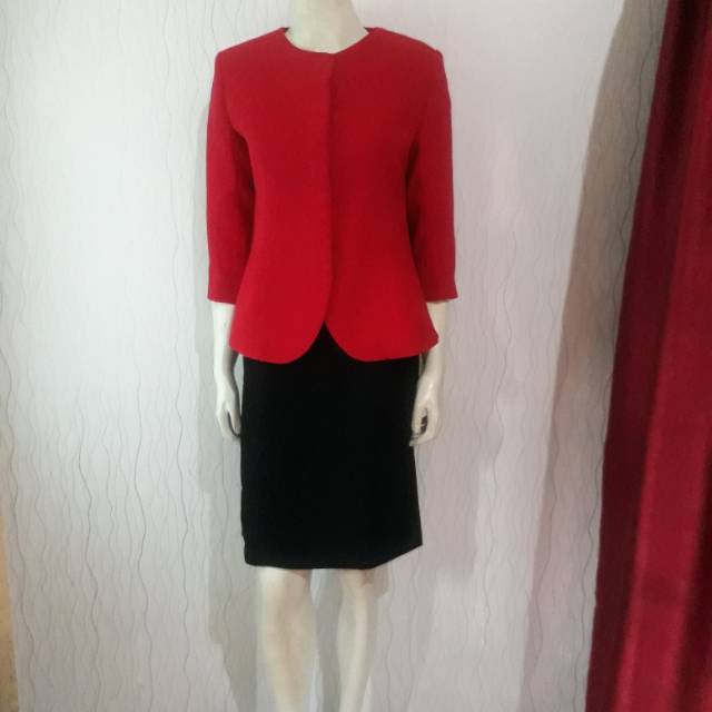 Blazer kancing dalam