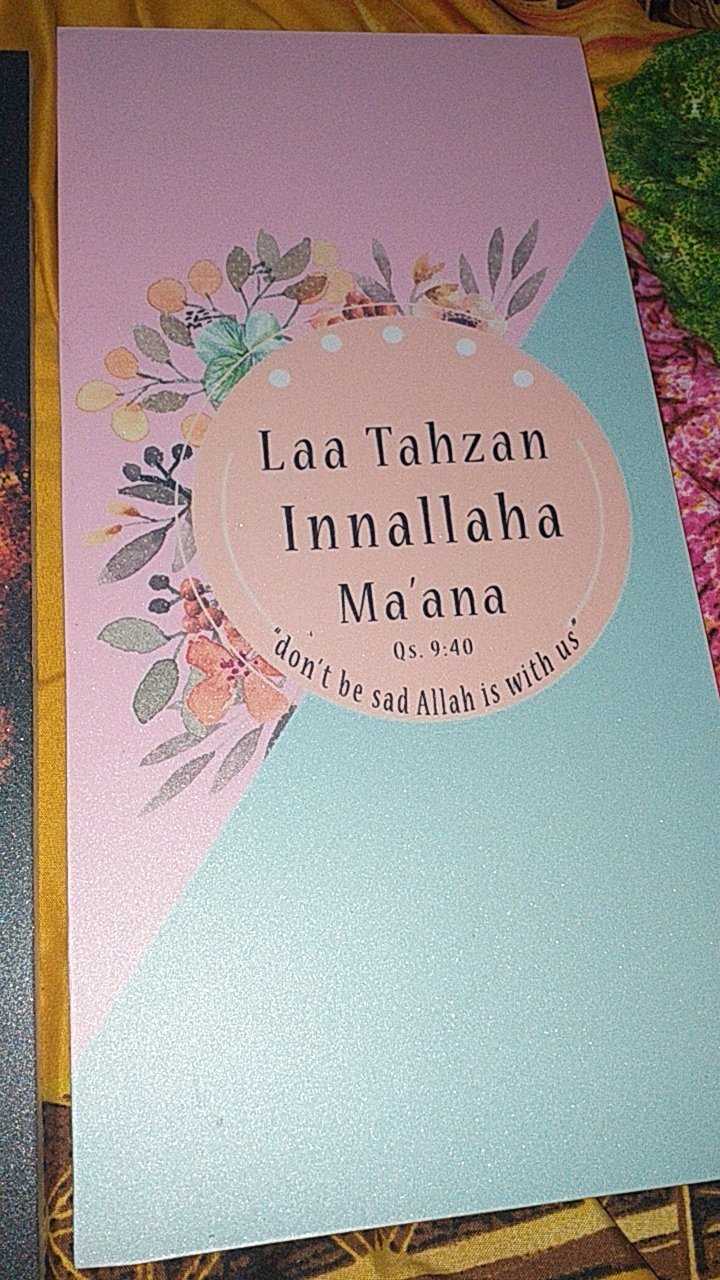 Hiasandinding/bunga/walldekor/dekorasi/hiasangantung/shabbychic/poster/gambar Quotes/islam/motivasi