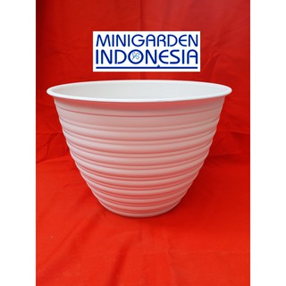 Pot bunga tawon dia 24 cm U semai benih bibit TANAMAN Pot bunga tawon dia 24 cm U semai benih bibit TANAMAN