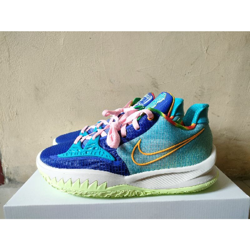 Nike kyrie low 4