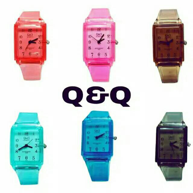 Jam Tangan Pria/Wanita Q&Q Kotak Strap Jelly