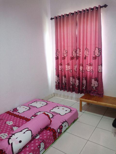 Sprei Lady Rose Hello Kitty Daniel 90x200