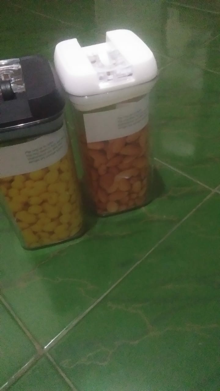 Kotak Peyimpanan / Tempat / Wadah / Tupperware Toples Makan / Makanan / Bumbu Dapur Plastik