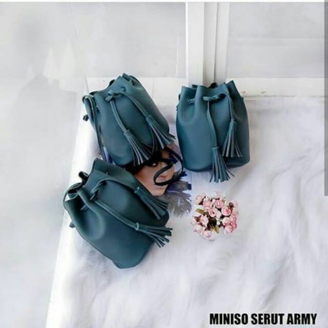 Tas miniso serut army