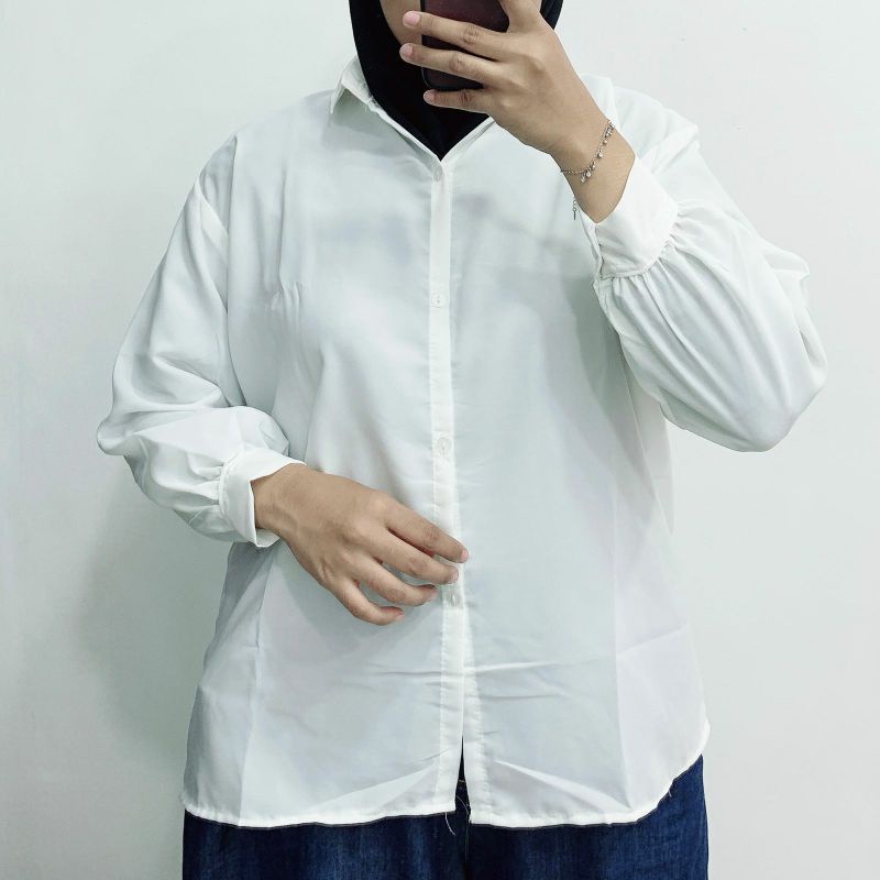 nolabels | KEMEJA WANITA PUTIH POLOS  | KEMEJA KERJA FORMAL WANITA HITAM PUTIH | KEMEJA BASIC WANITA OVERSIZE LENGAN PANJANG | KEMEJA POLOS BASIC / KEMEJA PUTIH BERSIH KULIAH OSPEK / KEMEJA BASIC TOP / KEMEJA WANITA POLOS LENGAN PANJANG