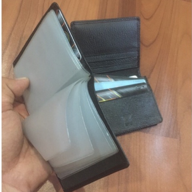 dompet kartu bahan kulit asli lokal model lipat buku tersedia 2 varian pien dan slot banyak #dompet #dompetkartu #dompetlipat #cardholder #dompetkulit