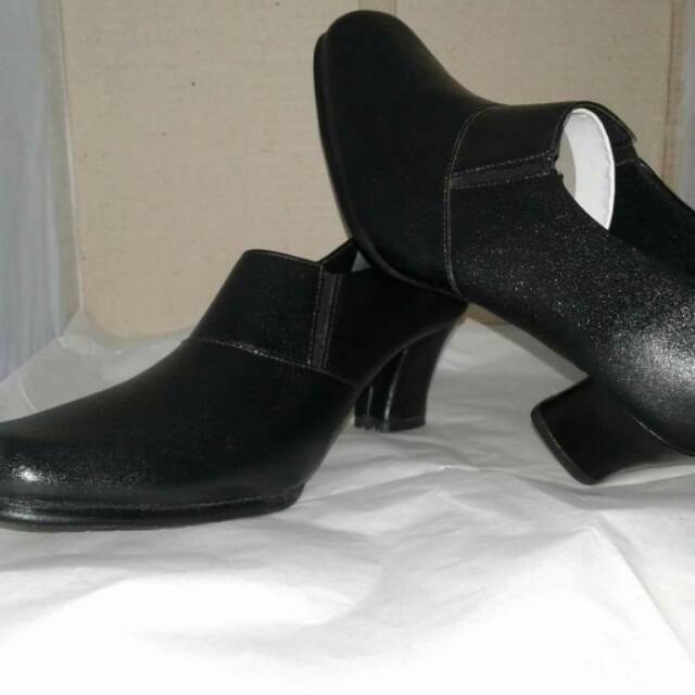 Sepatu Kulit Sapi Asli Wanita Semi Boots