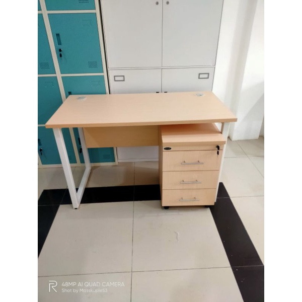 Meja Kantor + Laci Dorong INDACHI WILSON Molek Furniture