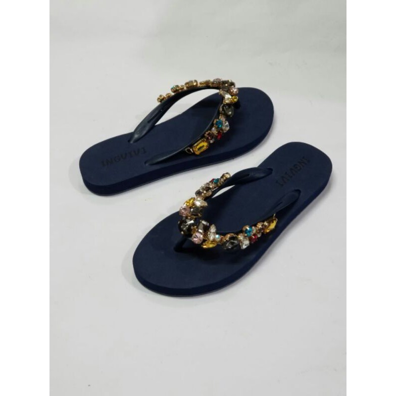 Sandal Jepit INGVIVI Flat / Sandal Jepit INGVIVI SWAROVSKI Flat