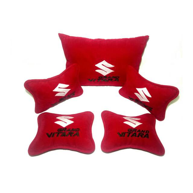 Suzuki Grand vitara bantal aksesoris mobil