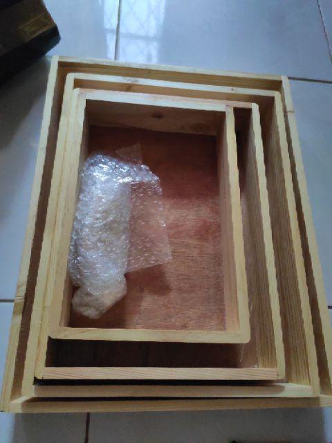 Kayu Jati Belanda Kotak Seserahan Hantaran Isi 4 Mika Warna Natural