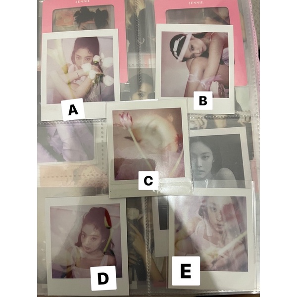 Photocard polaroid Jennie Blackpink Solo versi reguler