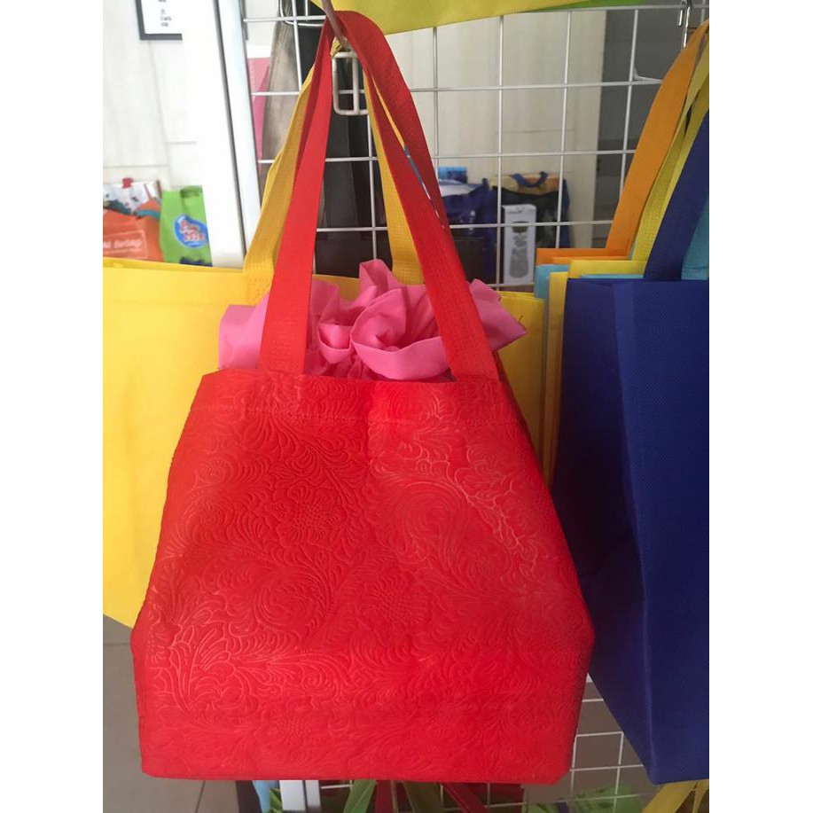 

Ready Stock] Goodie Bag Serut Kain Teksture Alas 2424
