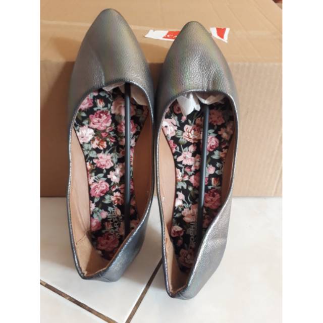 SEPATU WANITA FLAT SHOES SIZE 38 SOPHIE MARTIN