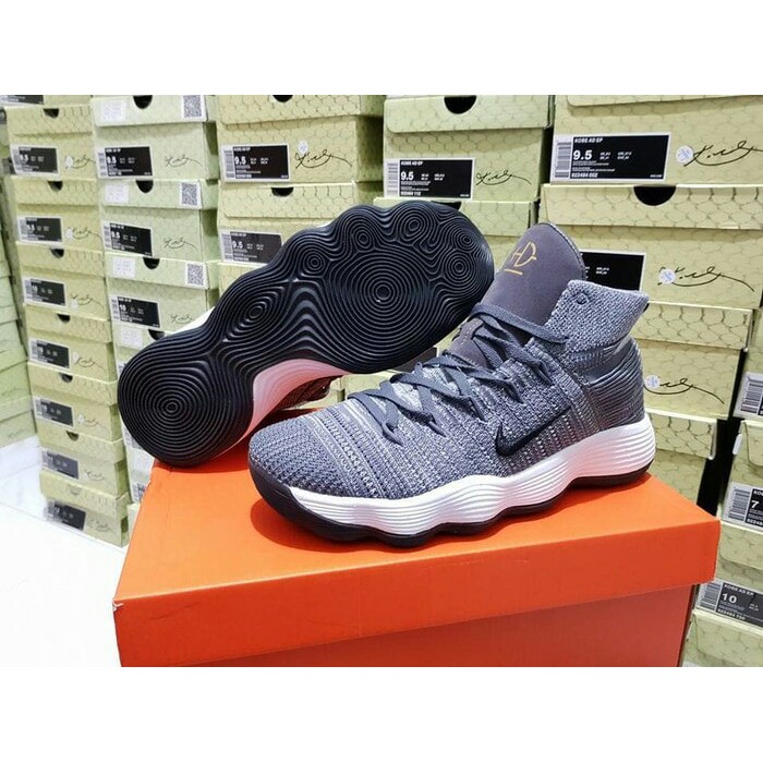 harga nike hyperdunk 2017