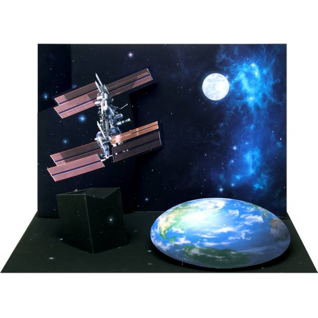 Diorama: Outer Space Papercraft