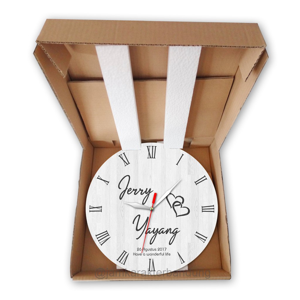 JAM DINDING KAYU CUSTOM NAMA FOTO HADIAH PERNIKAHAN UNIK KADO NIKAH NIKAHAN WEDDING ULANG TAHUN LUCU-6