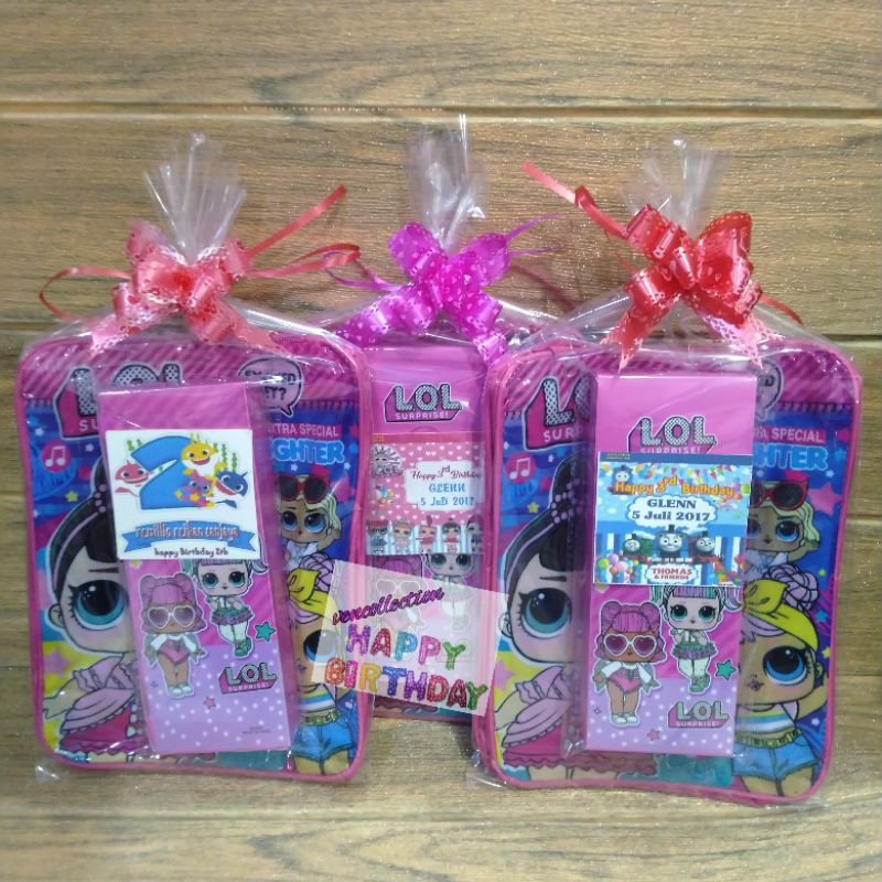 

Min.order 10 pcs. Paket souvenir ulang tahun tas dan kotak pensil ,custome label thanks card