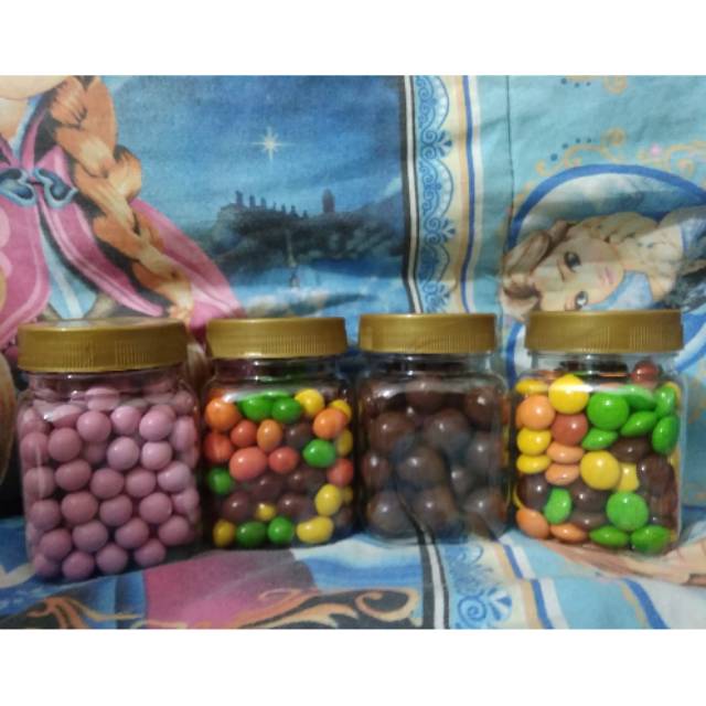 

Paket Coklat 4 Toples