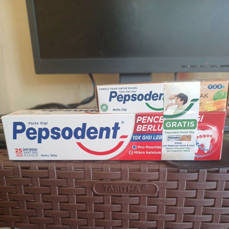 Pepsodent Pasta Gigi Berlubang 75g, 225gr