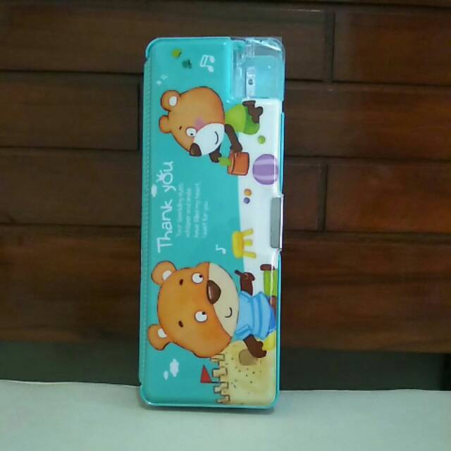 

Tempat pencil