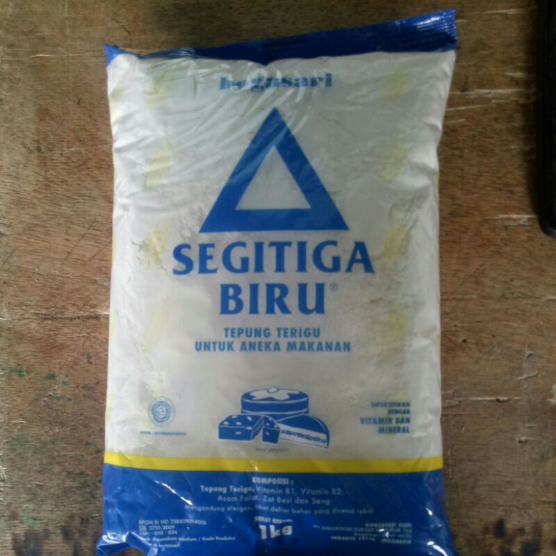 

tepung terigu segitiga biru kemasan eko