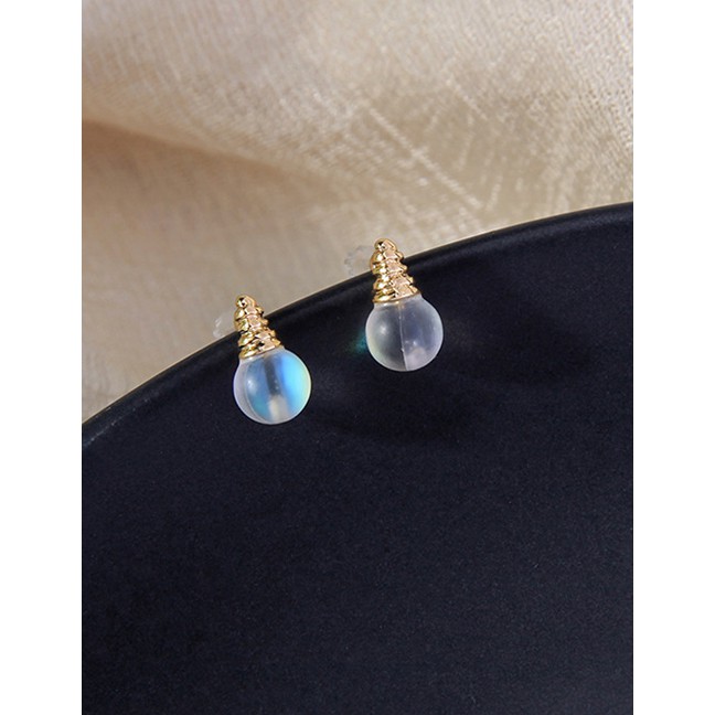 LRC Anting Tusuk Fashion Golden S925 Silver Round Shell Stud Earrings D91434