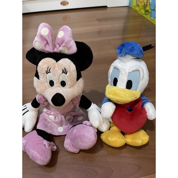 preloved boneka disneyland