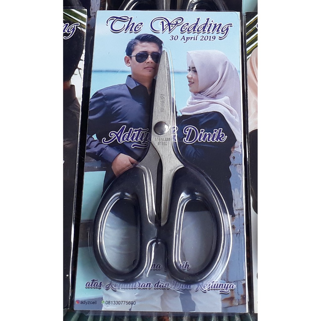 

Souvenir Pernikahan Gunting