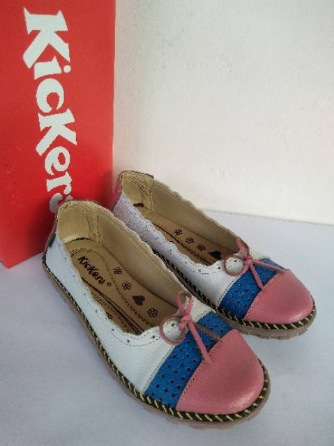 Sepatu Kulit Murah Slip On Kickers Wanita