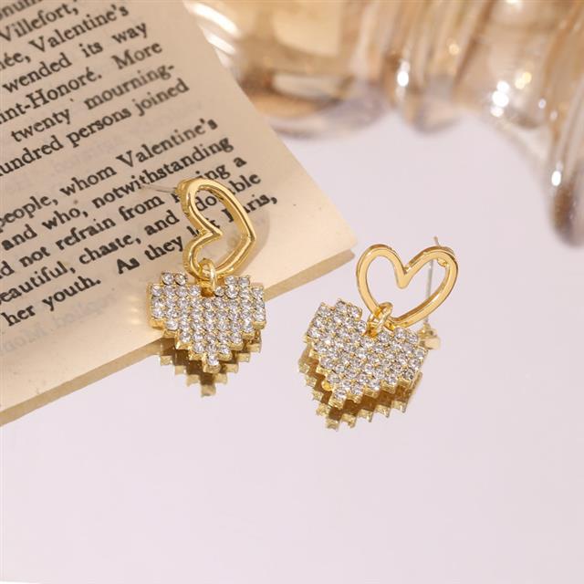 Gaya Korea gold double cinta hati anting-anting anting-anting gaya dan pribadi niche desain selebrit