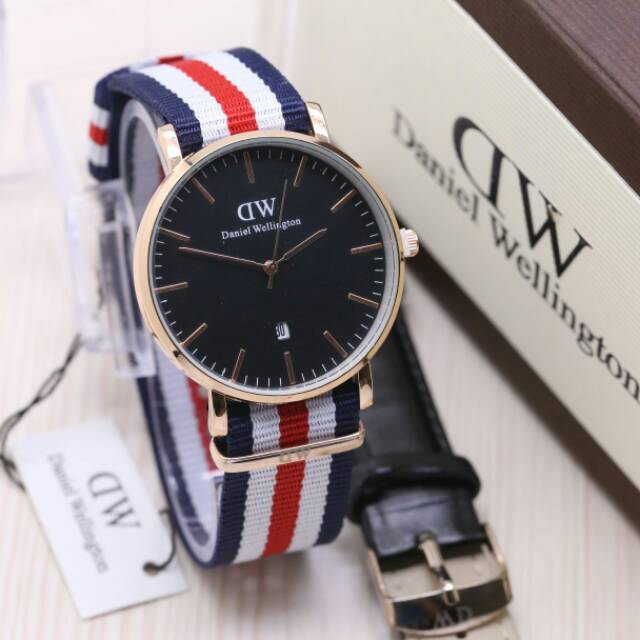 Jam tangan pria DW