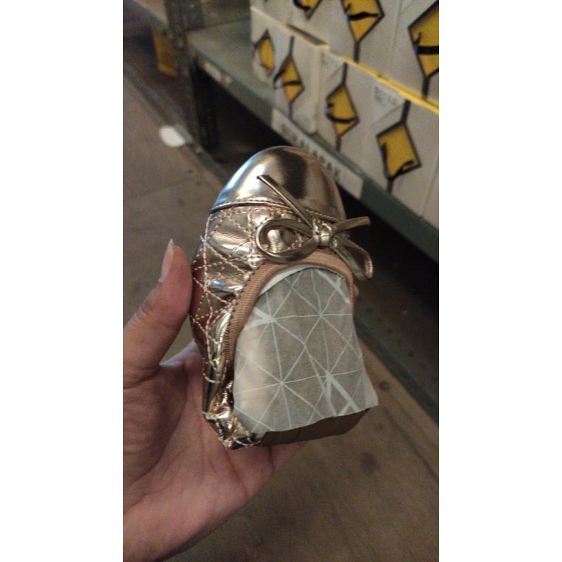 Sepatu Butterfly Twist Olivia Riose Gold