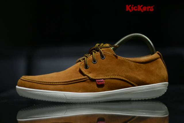 Sepatu pria kickers murah casual