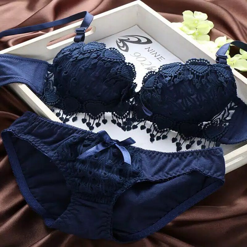 Set Bra dan Celana Dalam Wanita Floral Lace Underwear Set