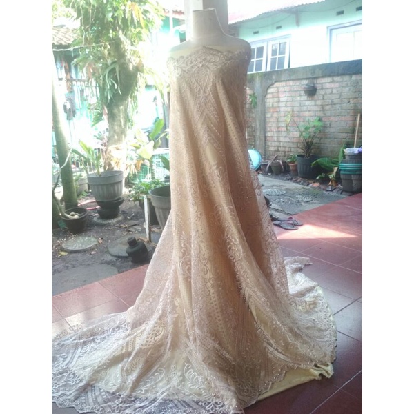 kain tile brokat mutiara