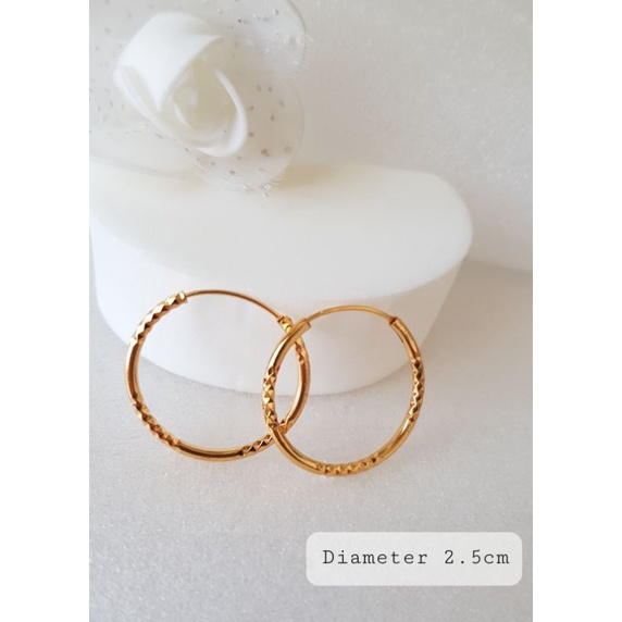 anting Gipsy Bulat jepit besar diameter 3cm perhiasan emas xuping impor murah TR02550