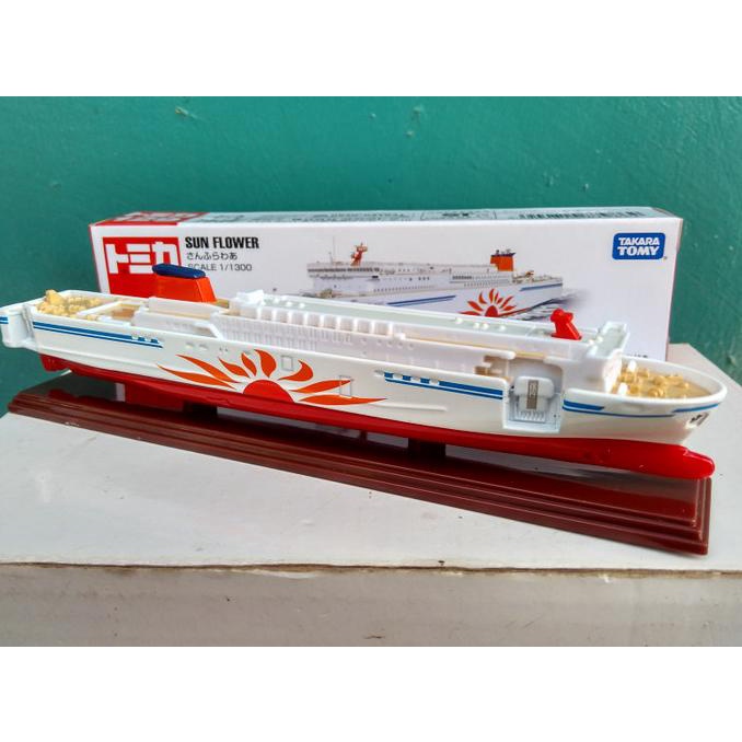 Diecast miniatur kapal pesiar Tomica long No 129 Sun Flower murah