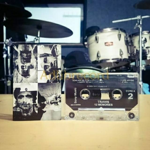 Kaset Pita Travis - 12 Memories