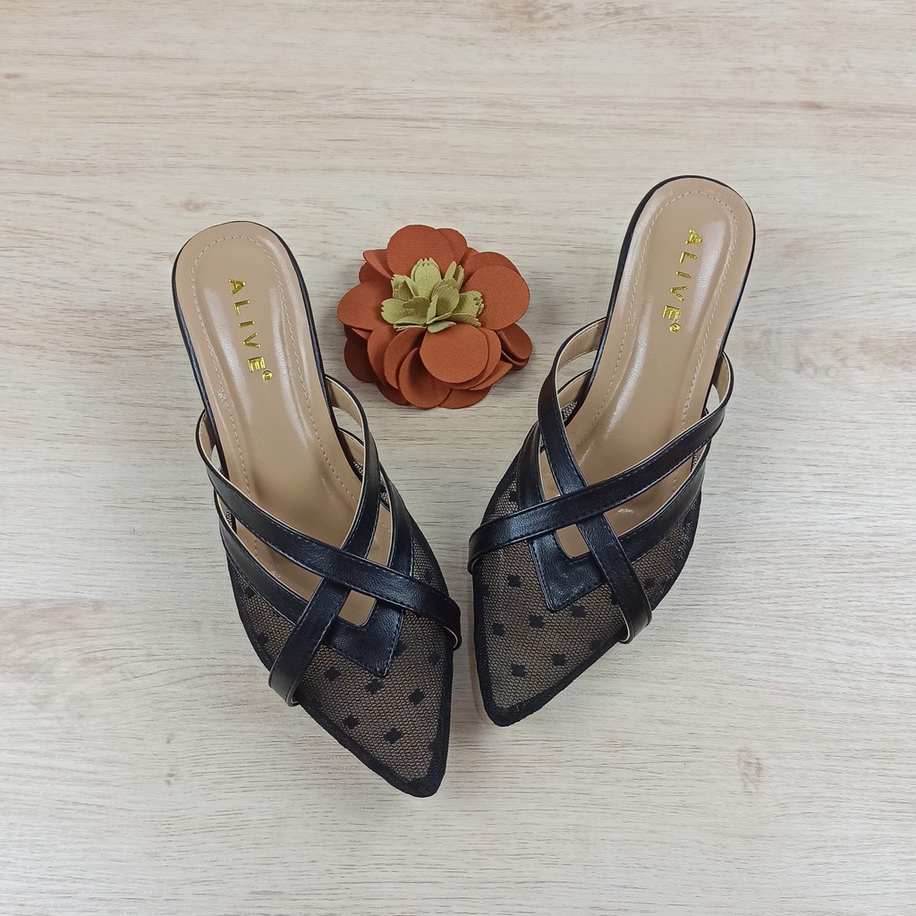 VITASHA SANDAL WANITA HIGH HEELS 5cm JALA BROKAT KOREA TERLARIS