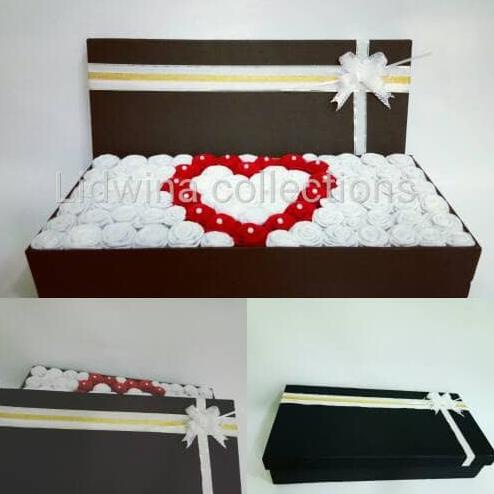 

[COD] bunga kotak/box flower/ kado ultah / kado wisuda / kado anniv [COD]