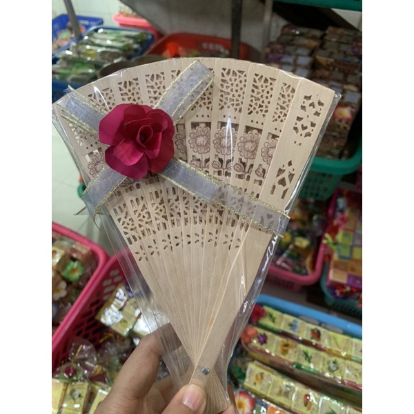 Souvenir Kipas bali kayu ukir
