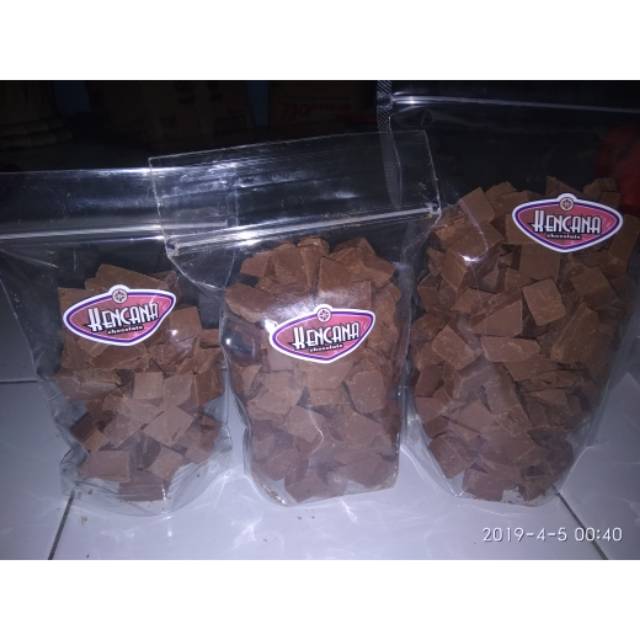 patahan cokelat cadbury 1KG