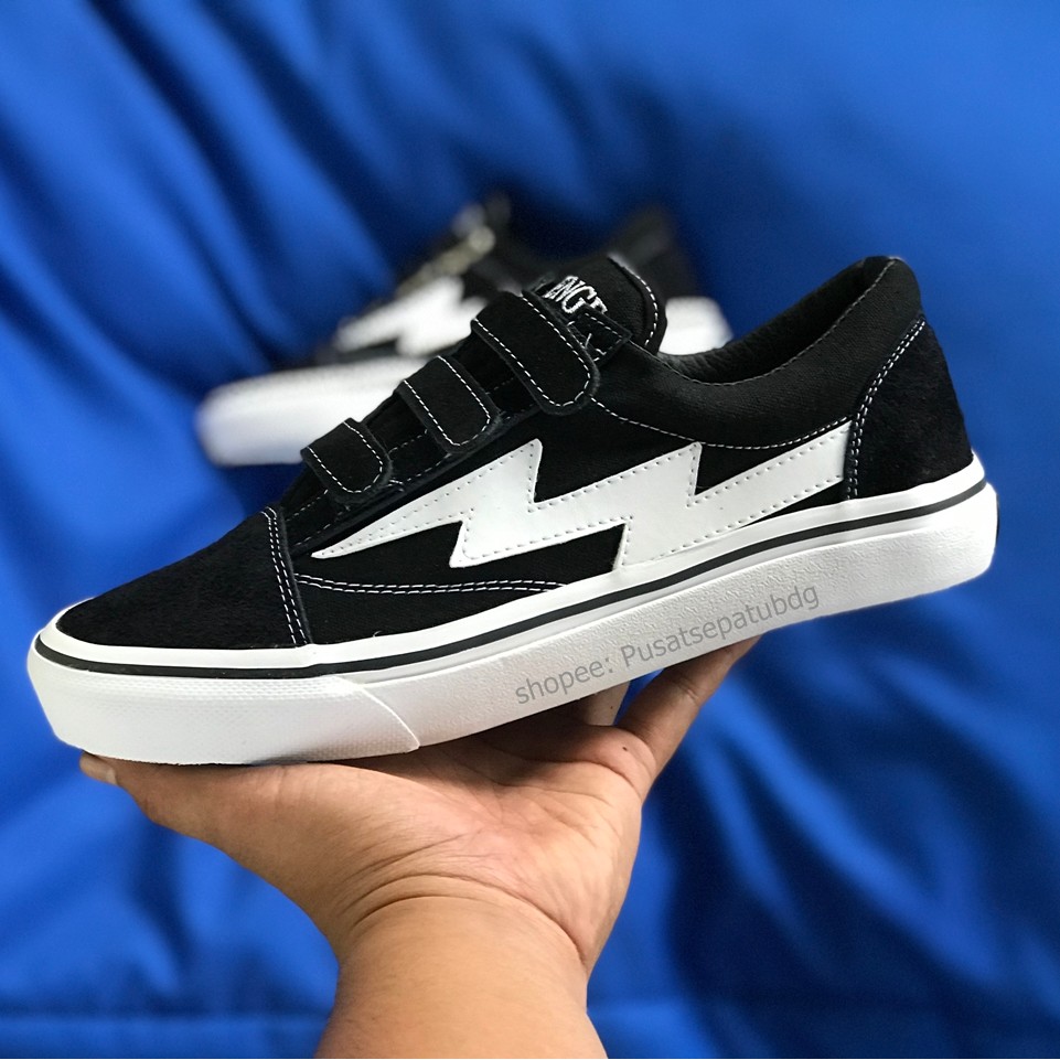 SPECIAL PRICE SEPATU REVENGE X STORM BLACK WHITE PREPET TANPA TALI