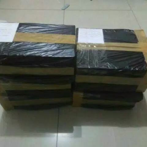 

Please Dong Liat Nih Roll Cat Motif Original